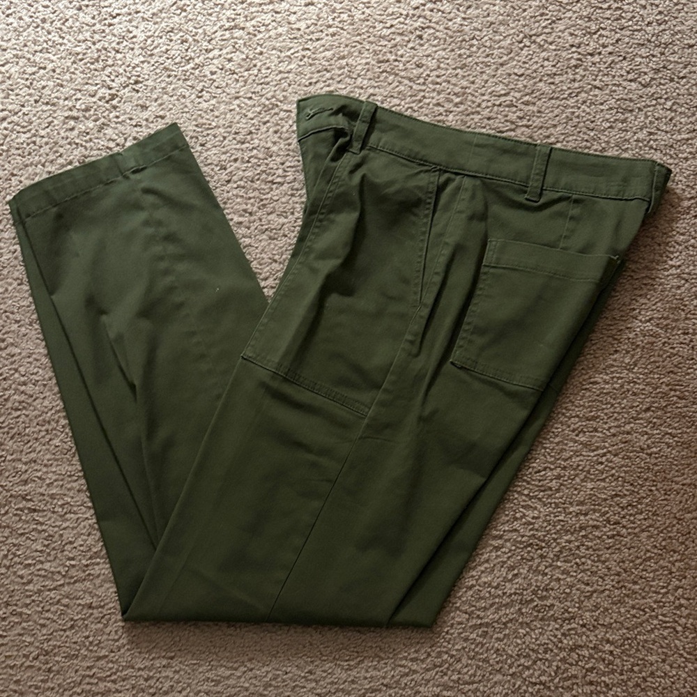 Women’s Olive Green Straight Leg Pants